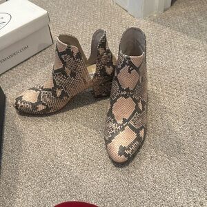 steve madden snake print booties